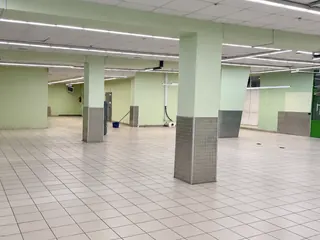 Светлое торговое пространство